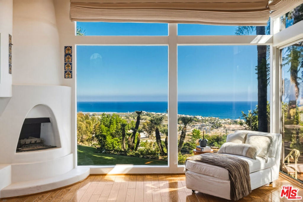 Properties 1 3400 Coast View Drive