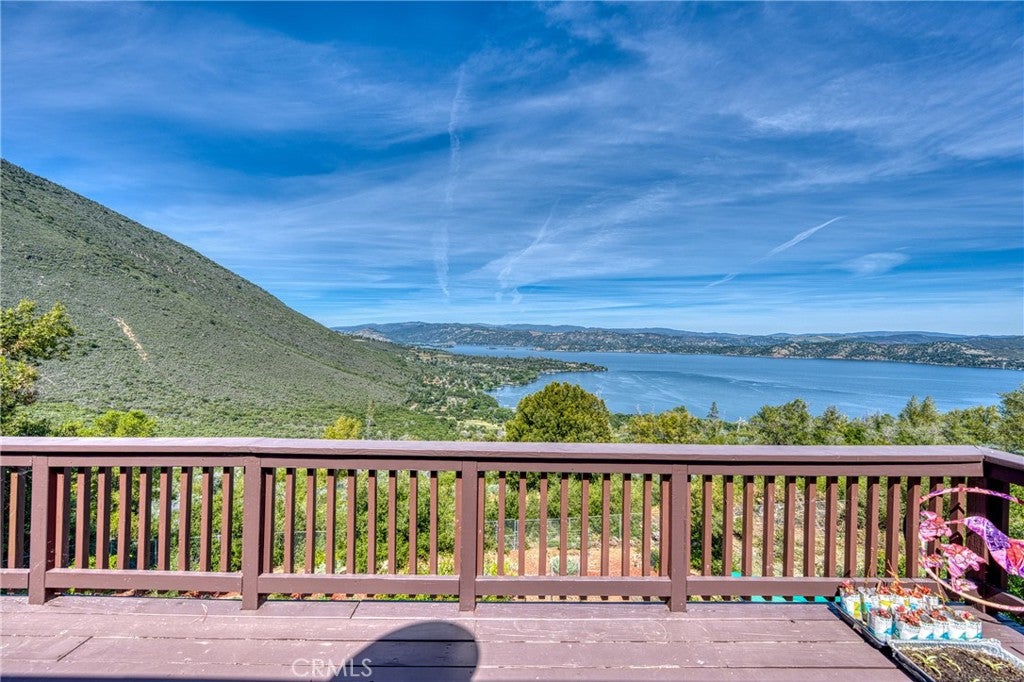 8874 Fairway Drive