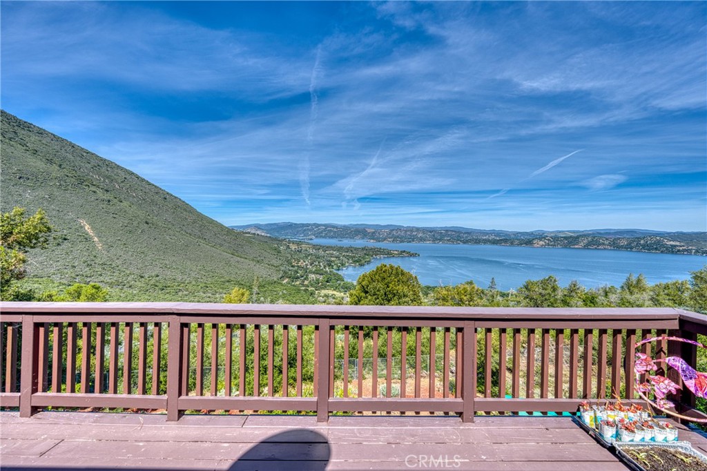 8874 Fairway Drive
