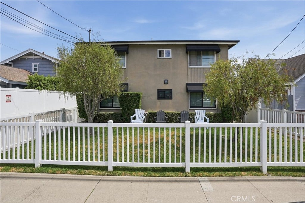 180 Rochester Street