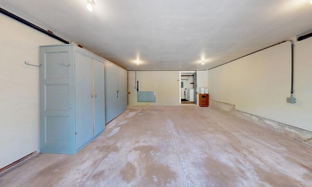 listing image 130727027737356790767