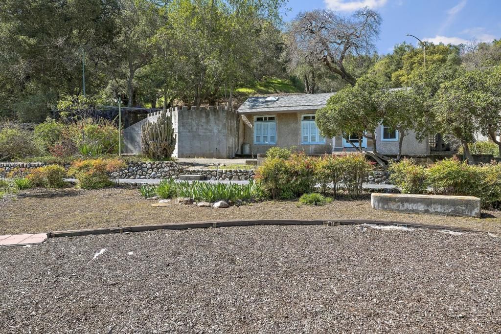 listing image 130722993159612115894
