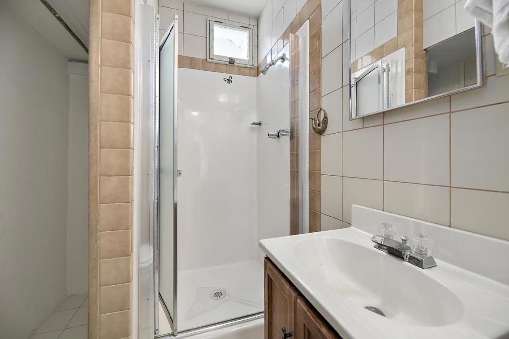 listing image 130728949074653054860
