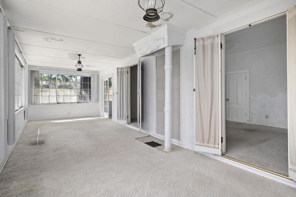 listing image 130723046045830469971