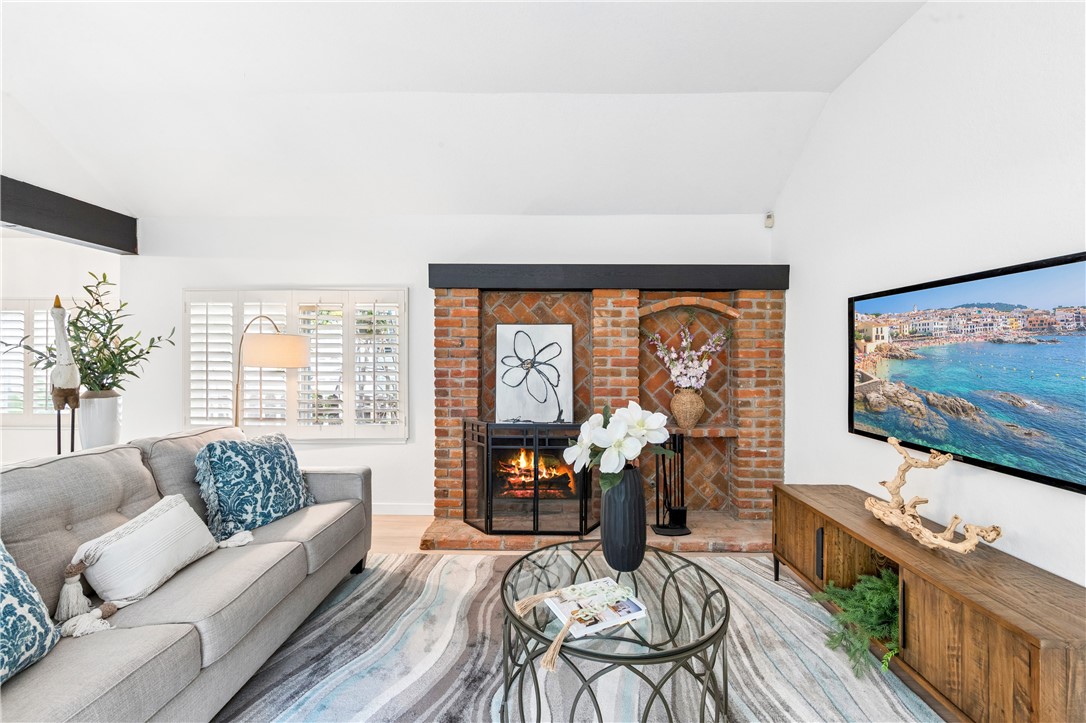 2007 Delaware Street