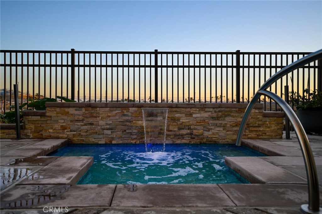 Pacific Shores Villas (PSVIL) - Residential