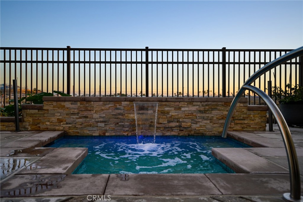 Pacific Shores Villas (PSVIL) - Residential