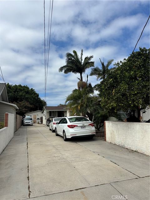 Photo of 24627 B Moon Avenue, Lomita, CA 90717 (MLS # OC25240427)