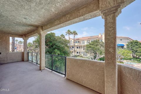 Tiny photo for 4229 Harbour Island Lane, Oxnard, CA 93035 (MLS # V1-33983)