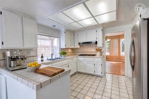 Photo of 12022 Falcon Crest Way, Porter Ranch, CA 91326 (MLS # SR26158932)