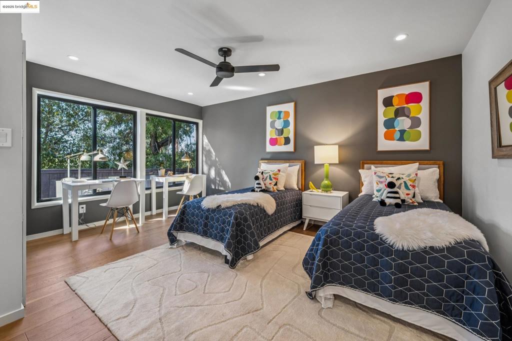 SEQUOYAH HILLS - Residential