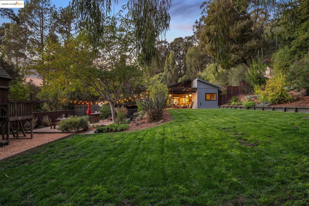 SEQUOYAH HILLS - Residential