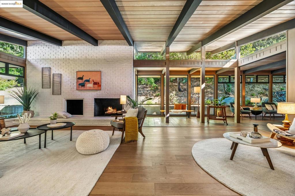 SEQUOYAH HILLS - Residential