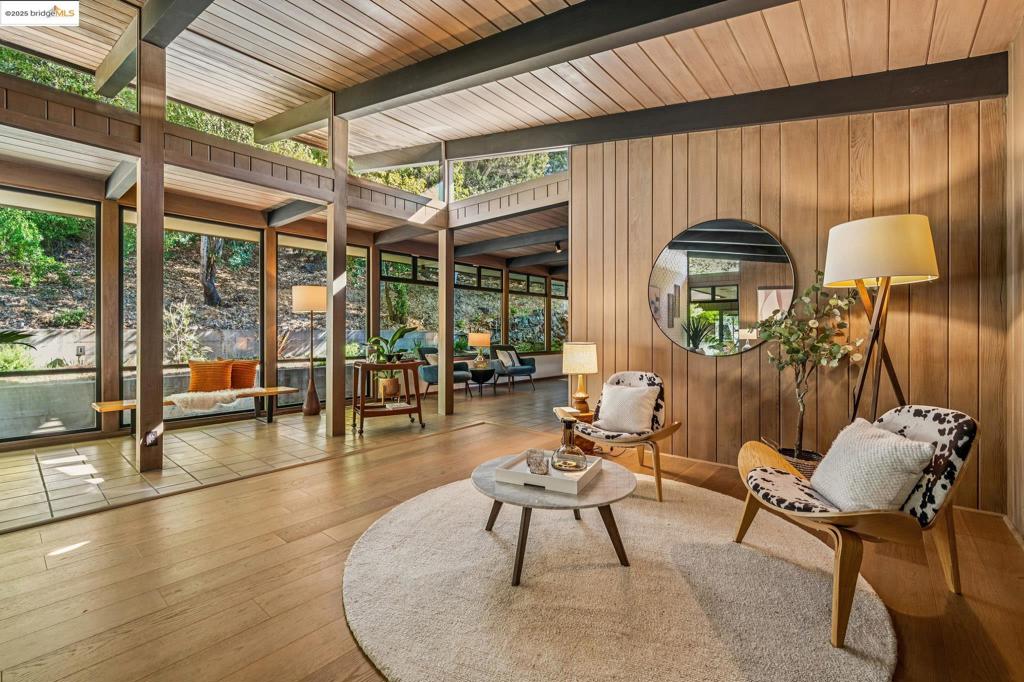 SEQUOYAH HILLS - Residential