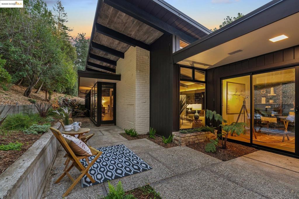 SEQUOYAH HILLS - Residential