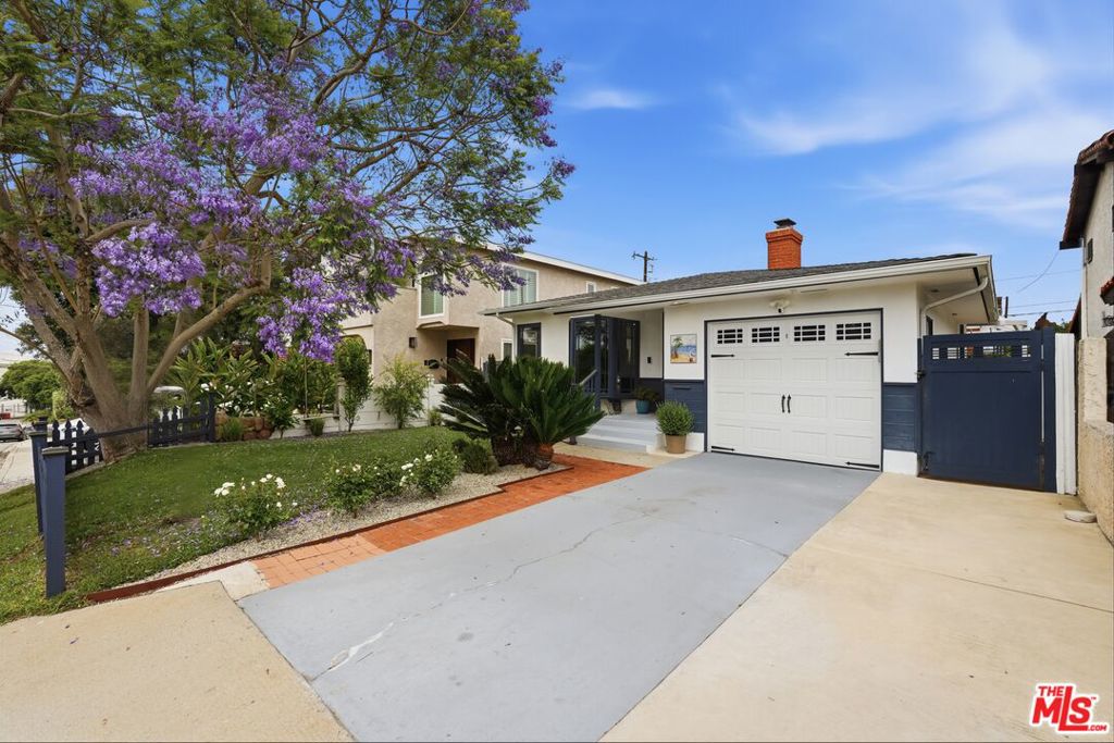 3600 Pine Avenue, Manhattan Beach CA 90266