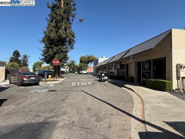 22531 Main St