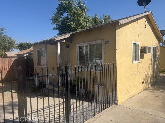 2037 Oregon Street