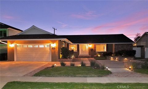 Photo of 1819 Cambridge Ave, Placentia, CA 92870 (MLS # OC26054127)