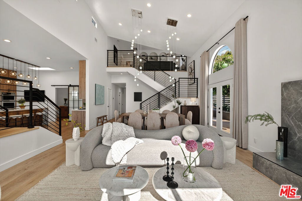2603 Crestmoore Place, Los Angeles CA 90065