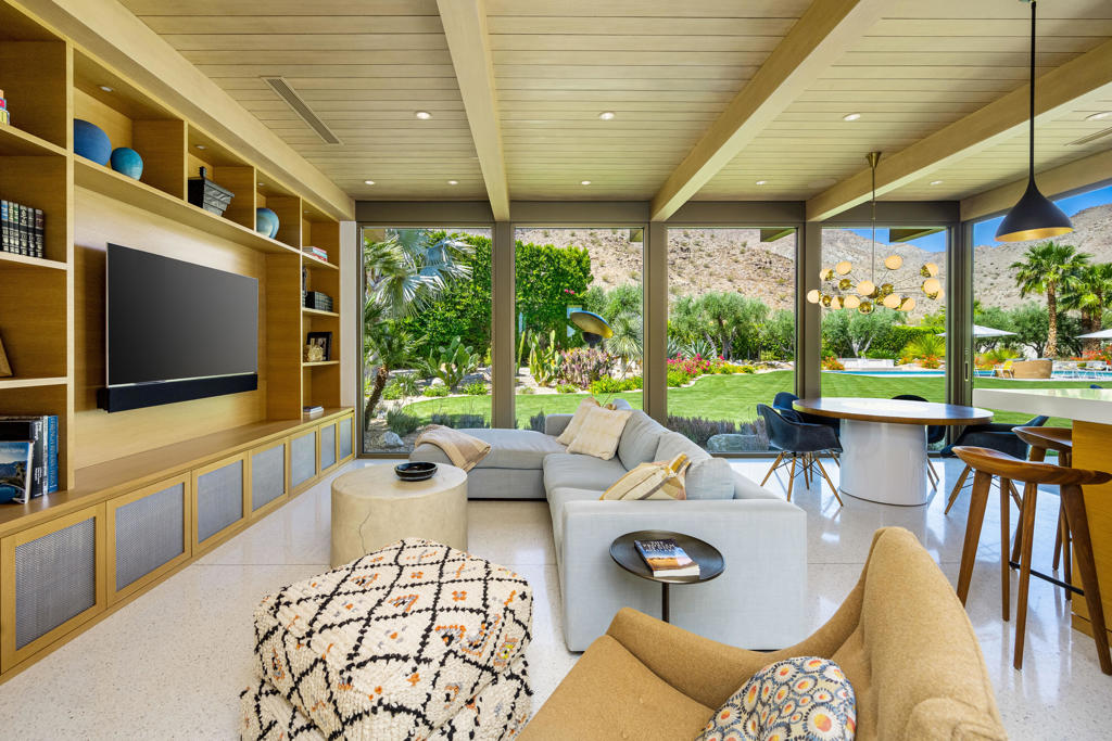 Thunderbird Heights - Residential