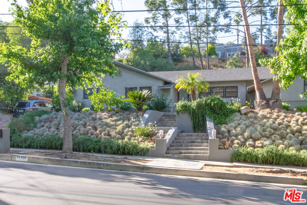 16811 Escalon Drive