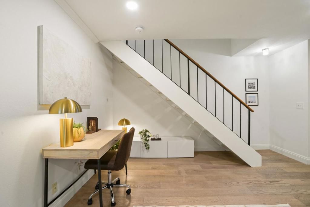 Photo of 125 Connemara Way #164, Sunnyvale, CA 94087 (MLS # ML82043307)