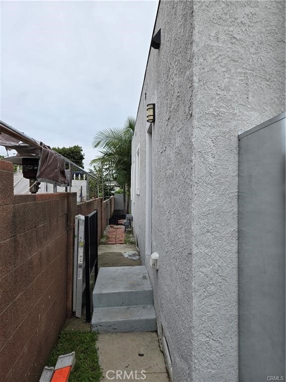 1714 E San Marcus