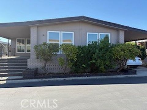 Photo of 24701 Raymond Way #81, Lake Forest, CA 92630 (MLS # OC25187023) Photo of 24701 Raymond Way #81, Lake Forest, CA 92630 (MLS # OC25187023)
