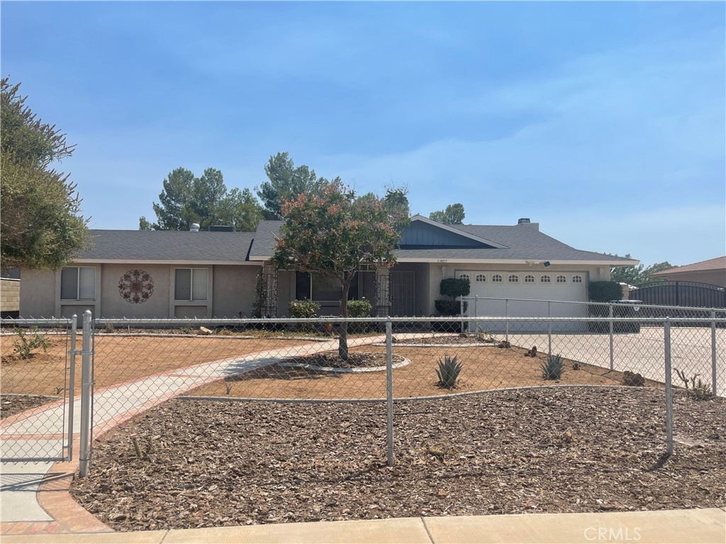 13405 Applewood Road
