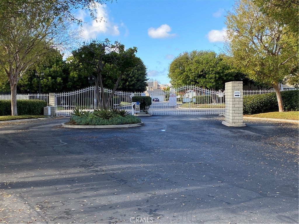 1019 Park Circle