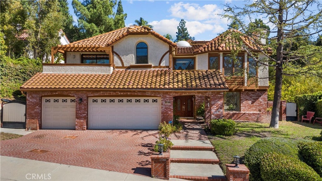 6056 Lake Lindero Dr, Agoura Hills CA 91301