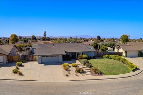 Photo of 4803 Cameo DR, Santa Maria, CA 93455 (MLS # PI26227352)