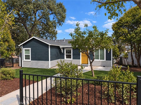 Tiny photo for 528 Oak Street, Paso Robles, CA 93446 (MLS # NS26224397)
