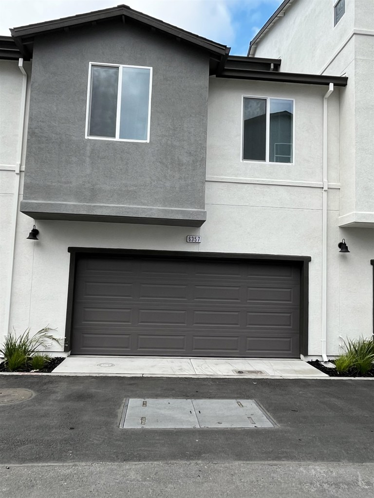 6357 Dandelion Street