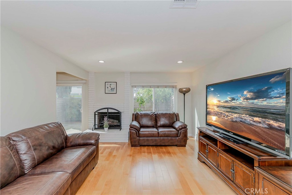 Welcome to this beautifully remodeled 3-bedroom, 2.5-bath home offering 1,434 sq. ft. of bright and comfortable living space in the highly sought-after East Lakewood area, within the award-winning ABC School District.
This light-filled home features dual-pane windows, recessed lighting, scraped ceilings, and elegant wood flooring throughout the living, dining, and kitchen areas. The upgraded kitchen includes Corian countertops, a newer built-in microwave and dishwasher, and a cozy breakfast nook that flows seamlessly into the family room with the cabinets. The spacious living room features a warm, inviting fireplace—perfect for relaxing evenings.
Upstairs, the large primary suite easily accommodates a king-sized bed and includes its own private bathroom. Each additional bedroom offers generous space and closet storage.
Enjoy outdoor living on the private backyard patio surrounded by a lime tree and Italian cypress—ideal for entertaining or weekend BBQs.
Recent upgrades include a new water heater, updated electrical panel (2025), brand new garbage disposal (2024), and an EV charging outlet in the attached 2-car garage—perfect for eco-friendly living.
The community offers a sparkling pool and low HOA dues covering exterior maintenance, roof, grounds, and termite services. Conveniently located near Cerritos Mall, excellent schools, restaurants, and with easy access to the 605 & 91 freeways.
Perfect for first-time buyers or investors seeking a well-maintained property in a prime location.