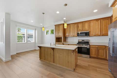 Photo of 3263 Vineyard AVE #205, Pleasanton, CA 94566 (MLS # ML82057429)