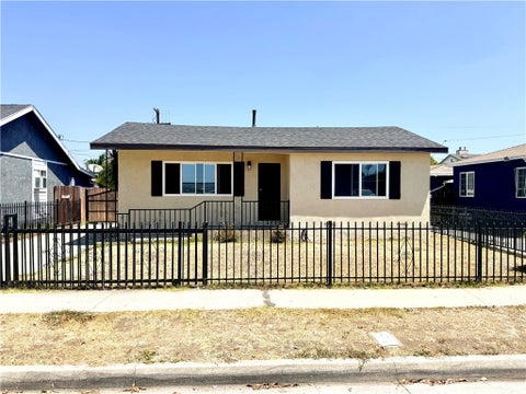 Photo of 3533 W 134th ST, Hawthorne, CA 90250 (MLS # SB26149180)