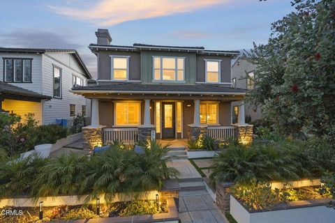 Photo of 1423 Caspian Way, Oxnard, CA 93035 (MLS # V1-36673)