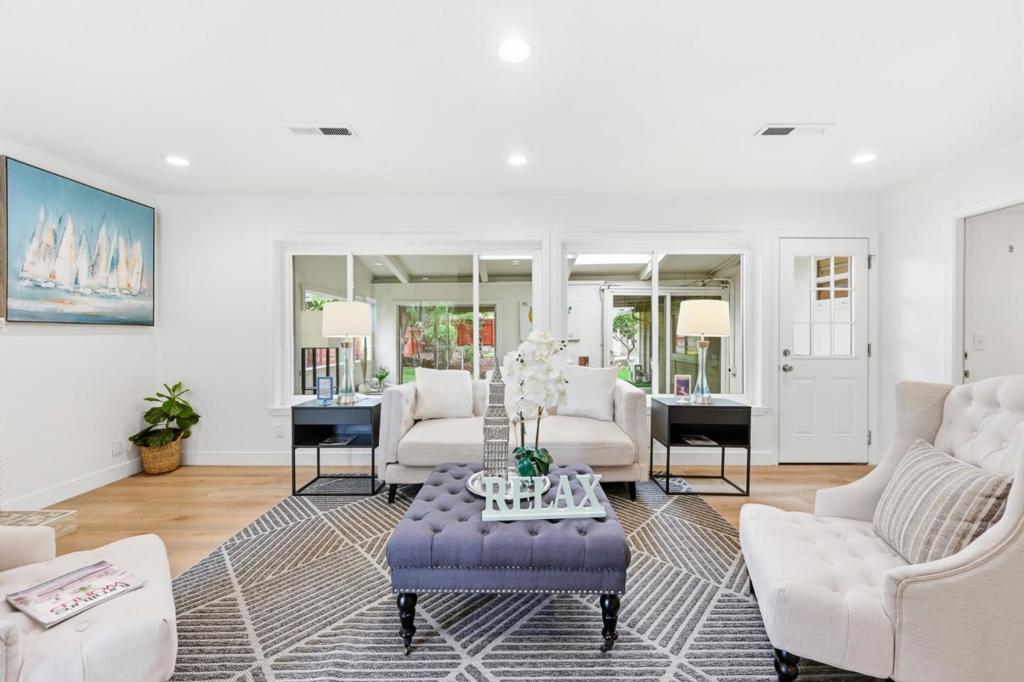 2994 Rustic Drive