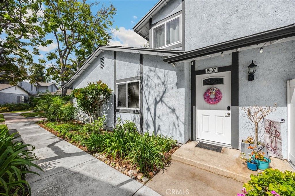 Photo of 6537 Shady Gate Ln #18, Yorba Linda, CA 92886 (MLS # PW26069199)