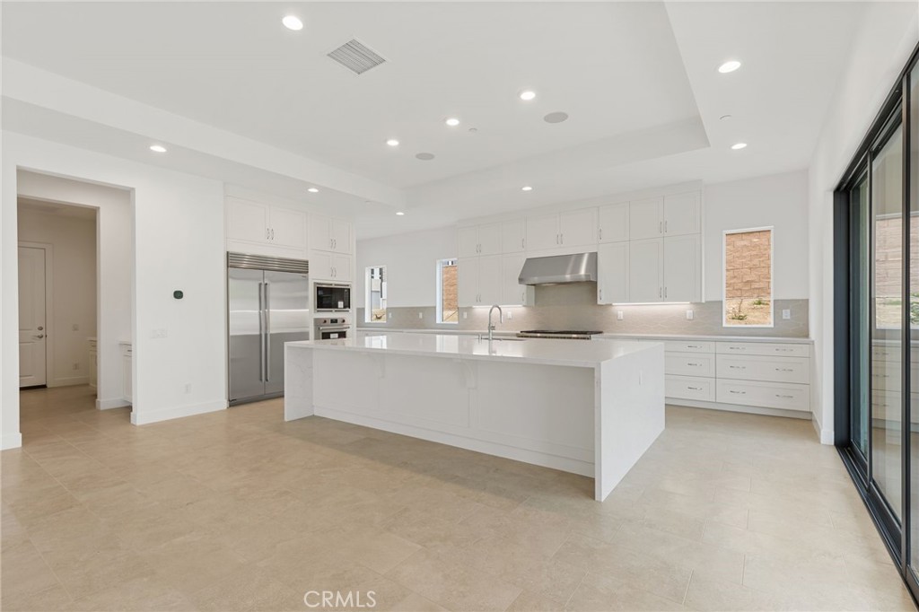 11900 Red Hawk Lane