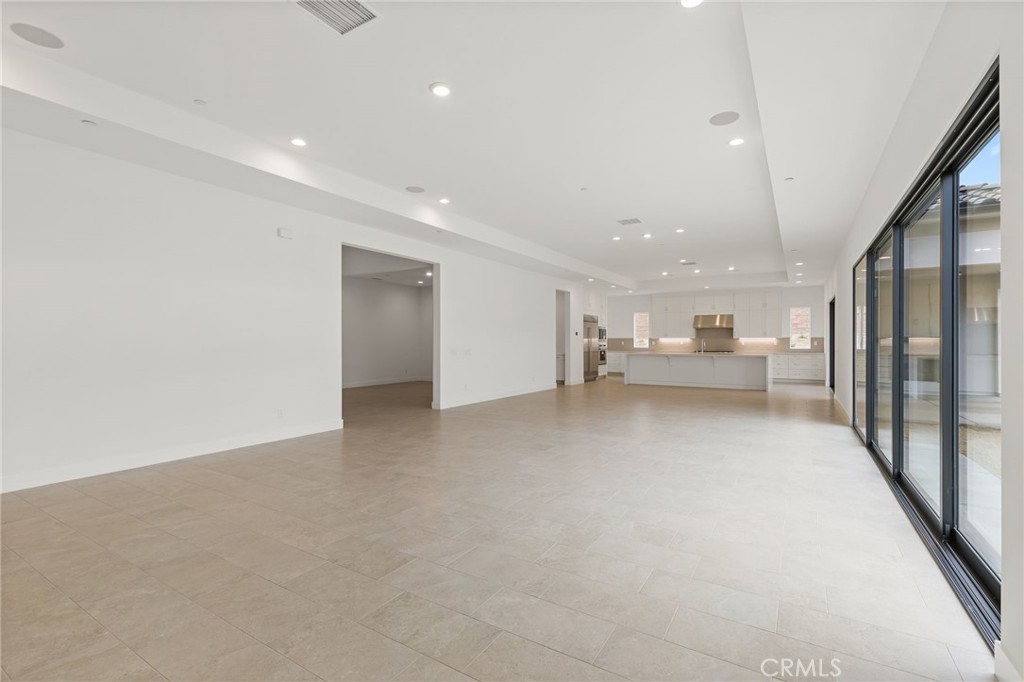 11900 Red Hawk Lane