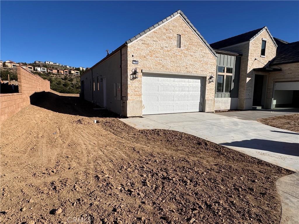11900 Red Hawk Lane