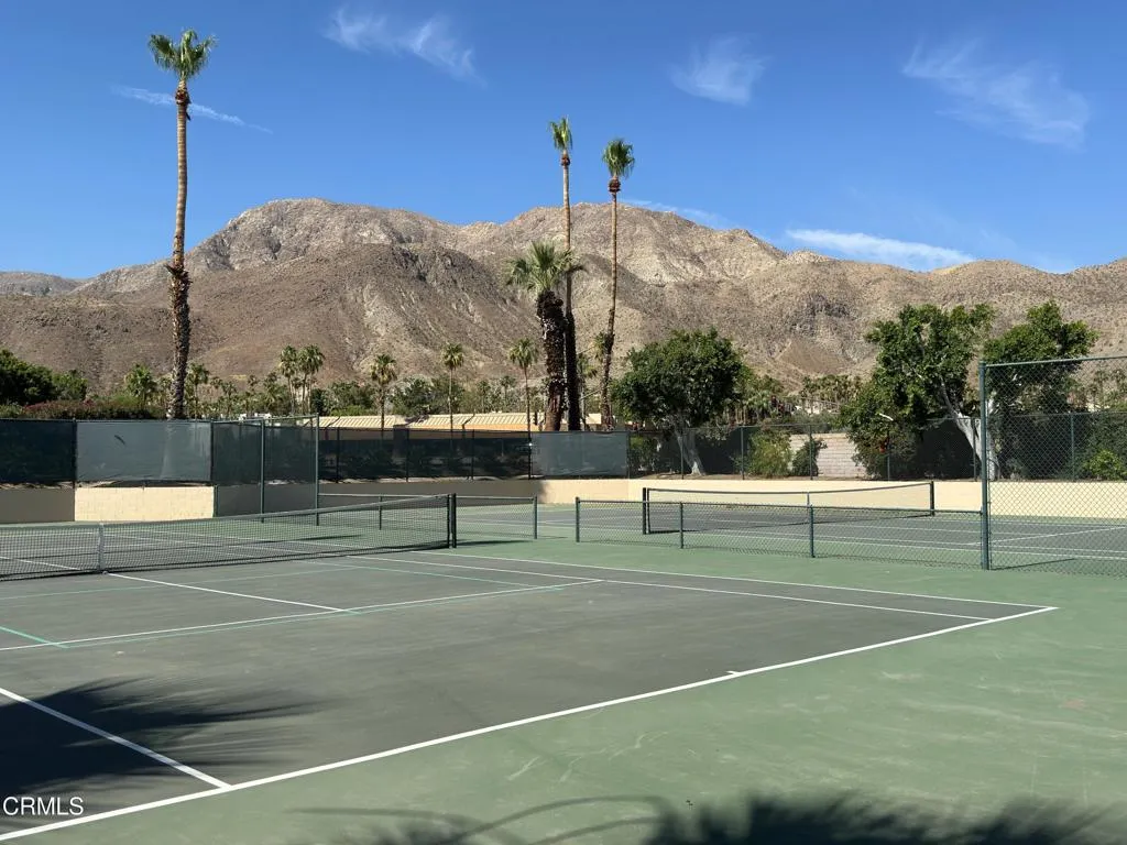 Rancho Mirage, California 92270, United States, 1 Bedroom Bedrooms, ,1 BathroomBathrooms,Residential,Pending,181693