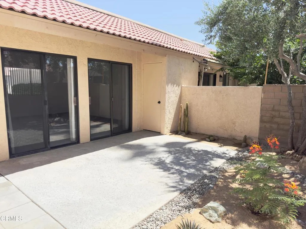 Rancho Mirage, California 92270, United States, 1 Bedroom Bedrooms, ,1 BathroomBathrooms,Residential,Pending,181693