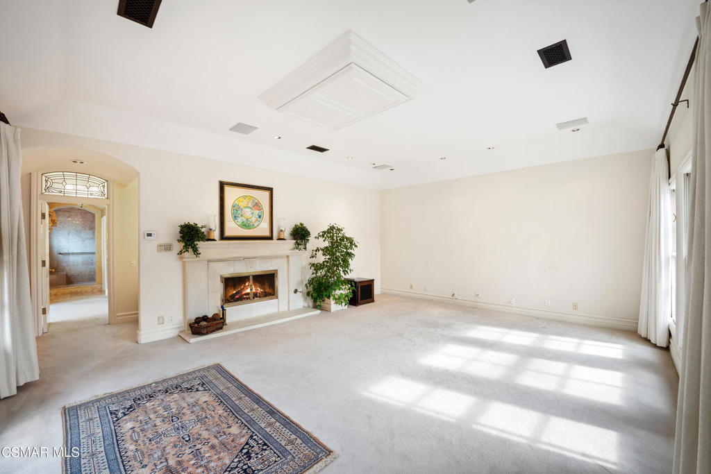 Unknown-999 - Residential