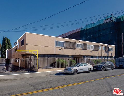 Photo of 10130 S Inglewood Avenue, Inglewood, CA 90304 (MLS # 26637835)