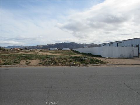 Photo of 0 Pioneer, Apple Valley, CA 92307 (MLS # HD26031732)