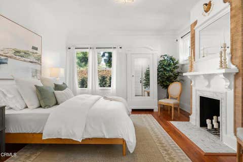 Tiny photo for 1106 E Santa Clara Street, Ventura, CA 93001 (MLS # V1-38027)